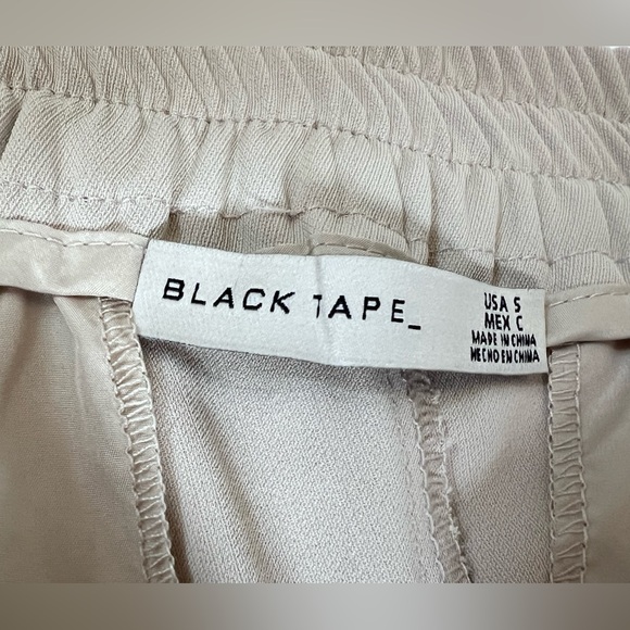 ✨NWT✨ Black Tape_ Light Beige Dress Pants Size S - Picture 5 of 12